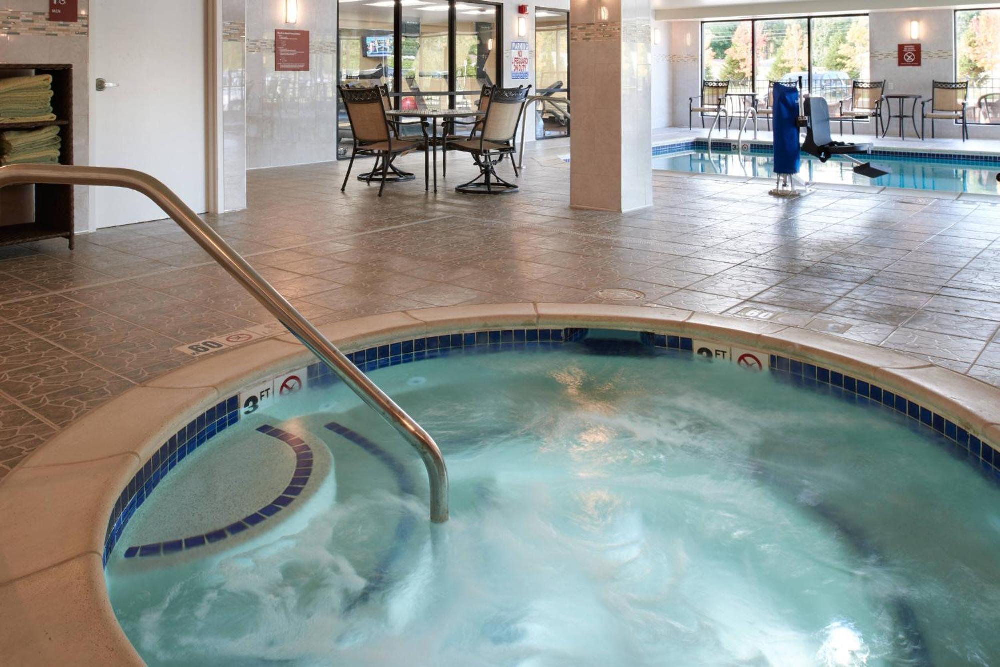 Towneplace Suites By Marriott Detroit Трой Екстериор снимка
