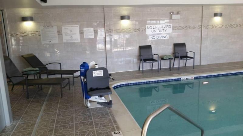 Towneplace Suites By Marriott Detroit Трой Екстериор снимка